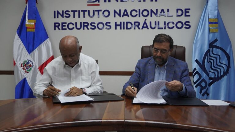 Indrhi realiza transferencia de terrenos al IAD para entrega de primer asentamiento agrario en Monte Grande