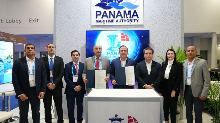 RD refuerza posicionamiento en el sector cruceros en Seatrade Cruise Global 2025