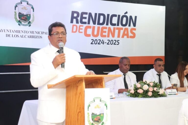 Junior Santos presenta logros del primer año de gestión 2024-2025 en el Ayuntamiento de Los Alcarrizos