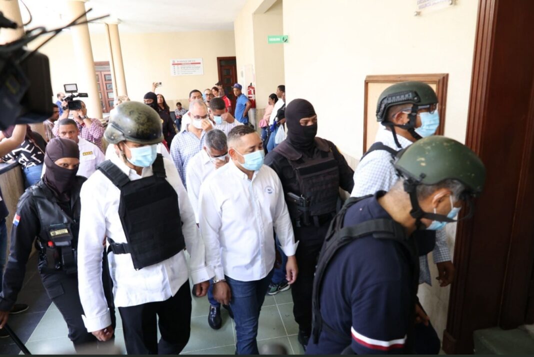 Cinco de los diez arrestados en la Operación Lobo admiten imputaciones Cinco de los diez arrestados en la Operación Lobo admiten imputaciones