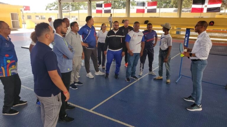 Inefi realizó gran jornada con tres actividades simultáneas en el Distrito Nacional y Santiago