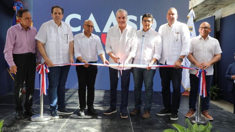 Presidente Abinader pone fin a décadas de espera al entregar saneada la cañada de Los Peralejos que beneficiará a más de 30,000 habitantes