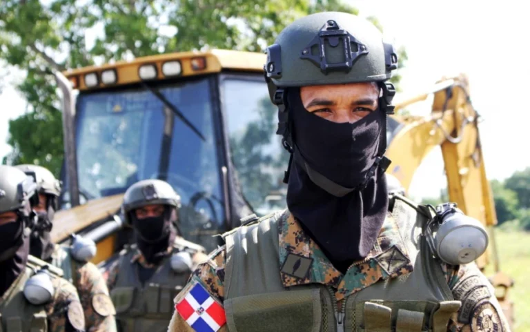 El Ejército dominicano apresa a un haitiano señalado de asesinar a varias mujeres en Haití