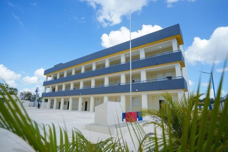 Sectores productivos de San Pedro de Macorís respaldan instalación del INFOTEP en el sector de Santa Fe