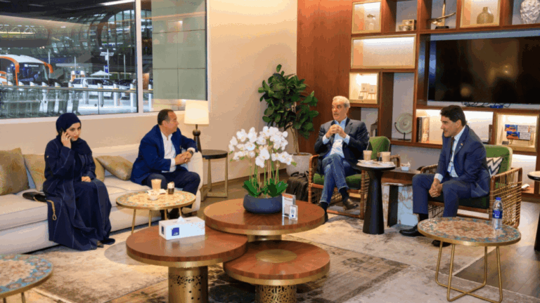 Presidente Abinader llega a Dubái para participar en la Cumbre Mundial de Gobiernos