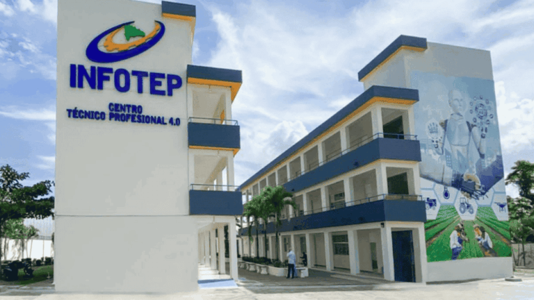 Presidente Abinader resalta expansión histórica del Infotep y lo posiciona como pilar de la transformación productiva del país