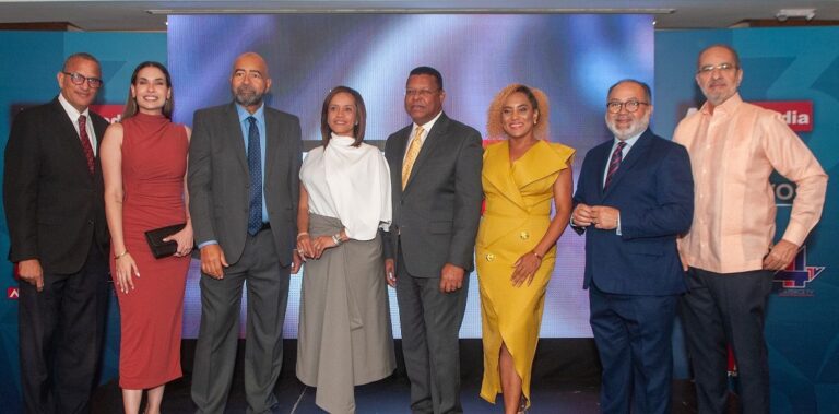 ACDmedia lanza nuevos espacios en sus estaciones de radio y televisión.