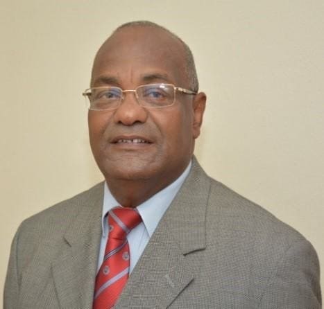 Los muchos que ganan poco y los pocos que ganan bien y distorsiones Los muchos que ganan poco y los pocos que ganan bien y distorsiones