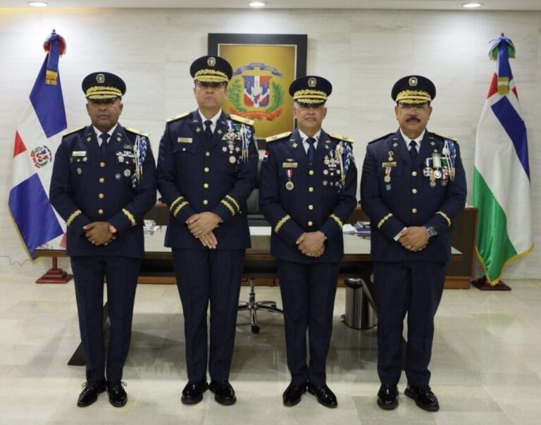 Presidente Abinader designa subdirector general, inspector general, director de Asuntos Internos y rector del IPES