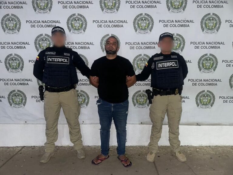 Policía Nacional informa sobre captura en Colombia de “Ángel Capucha”, fugitivo buscado por homicidio y vinculado a estructura criminal