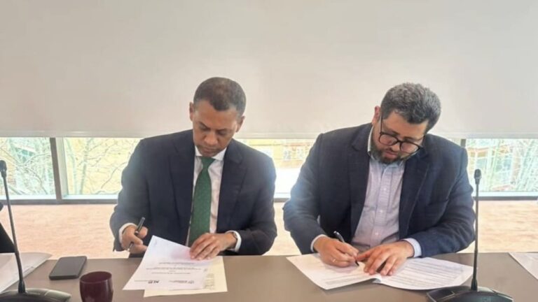 Indotel firma acuerdos de cooperación en Barcelona para fortalecer capacidades regulatorias