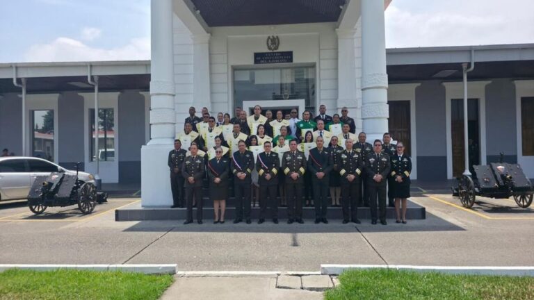 Unade marca hito internacional con primera graduación en Derechos Humanos, en Guatemala