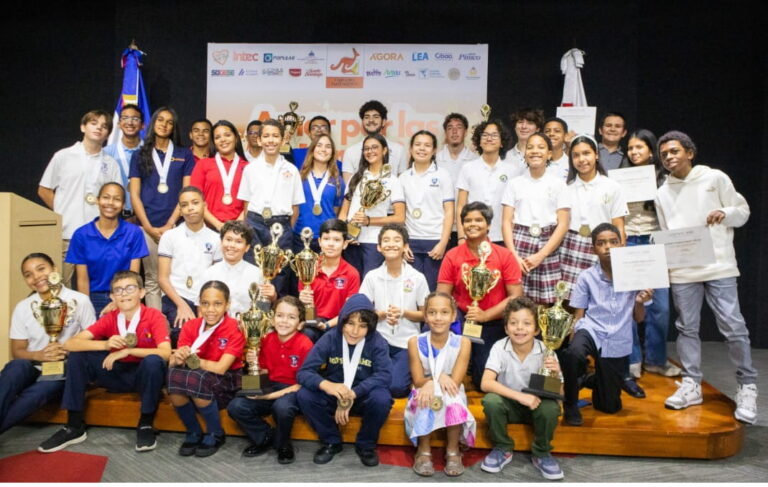 Concurso Internacional Canguro Matemático realiza su gran premiación para romper con el miedo a las matemáticas.
