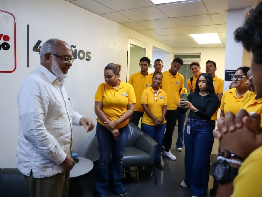 Participantes de INFOTEP recorren instalaciones de periódico El Nuevo Diario Participantes de INFOTEP recorren instalaciones de periódico El Nuevo Diario
