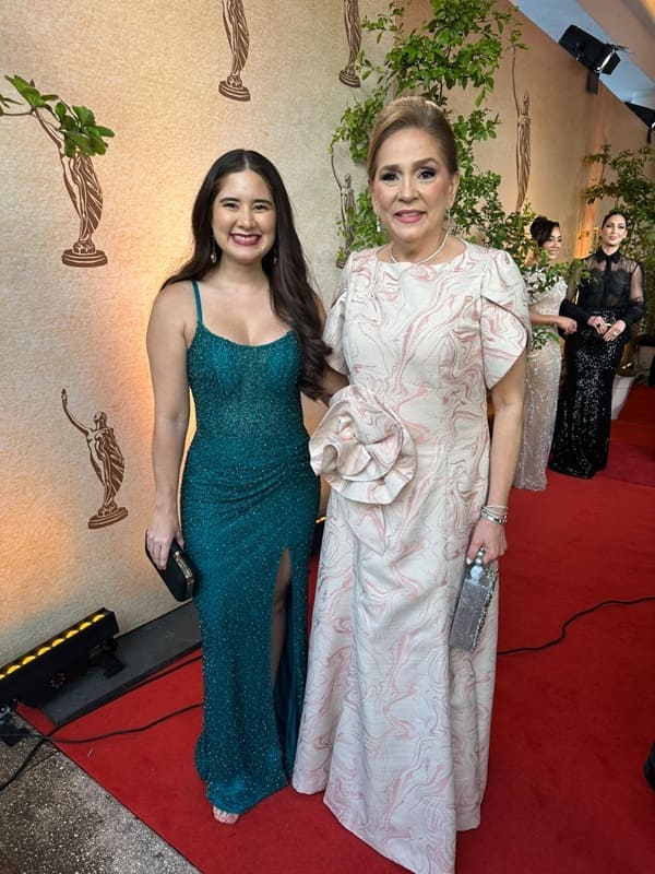 “Mujeres que Inspiran” “Mujeres que Inspiran”