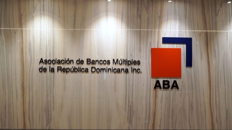 ABA: Sistema de garantías recíprocas contribuiría a impulsar el crédito a las mipymes