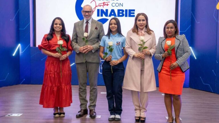 Mipymes mujeres representan más del 40 % de las empresas contratadas por Inabie