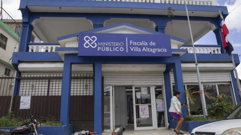 Ministerio Público presenta acusación contra hombre que mató a palos a su pareja en Villa Altagracia