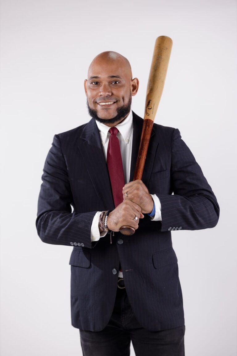 José Luis Montilla: de aspirante a beisbolista de Grandes Ligas, a narrador deportivo