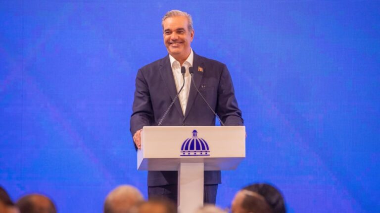 Presidente Abinader anuncia avances de la estrategia para convertir RD en un país más digital, inclusivo y seguro