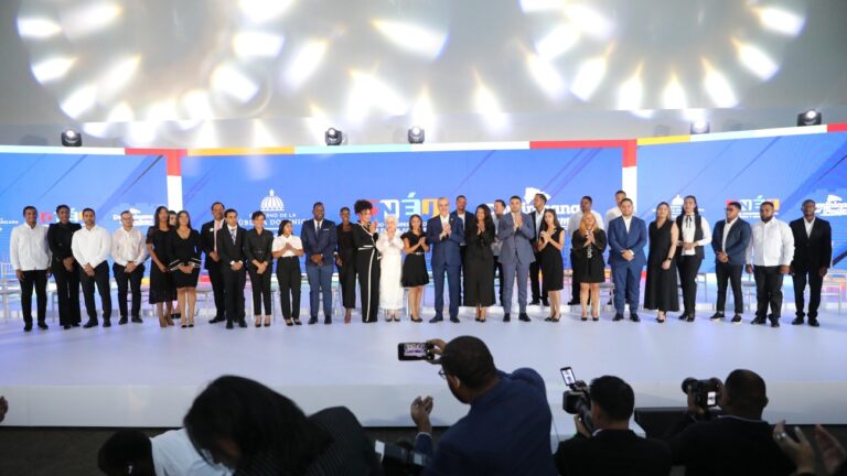 Presidente Abinader resalta rol transformador de la juventud en la ética y la transparencia