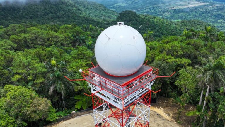 IDAC inaugura radar meteorológico en loma Isabel de Torres