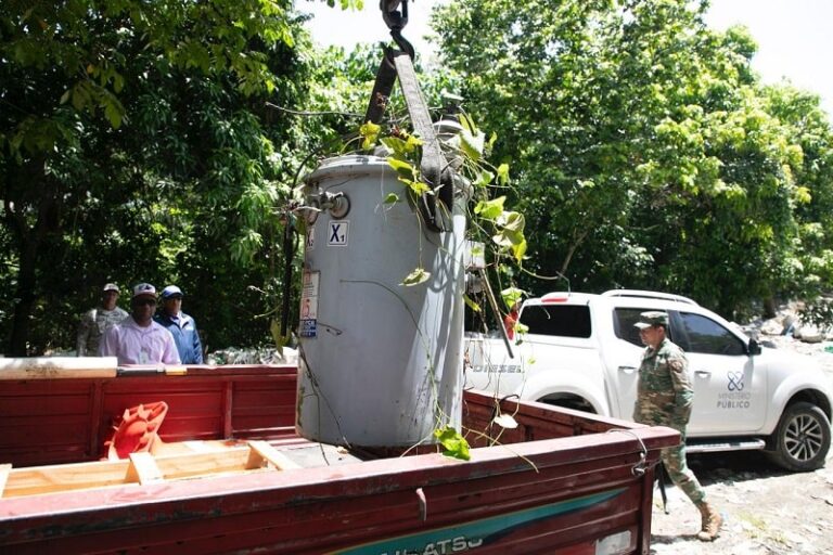 PGASE y EDEESTE ejecutan operativo para combatir irregularidades eléctricas en Santo Domingo Norte