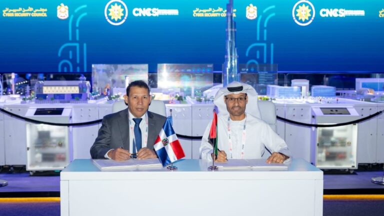 La República Dominicana y Emiratos Árabes Unidos firman acuerdo de cooperación para fortalecer la ciberseguridad