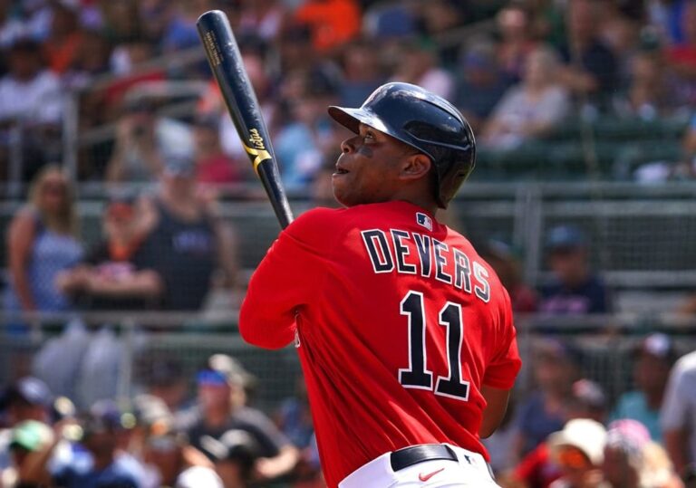 Rafael Devers impulsa ocho carreras y conecta dos jonrones en triunfo de Boston