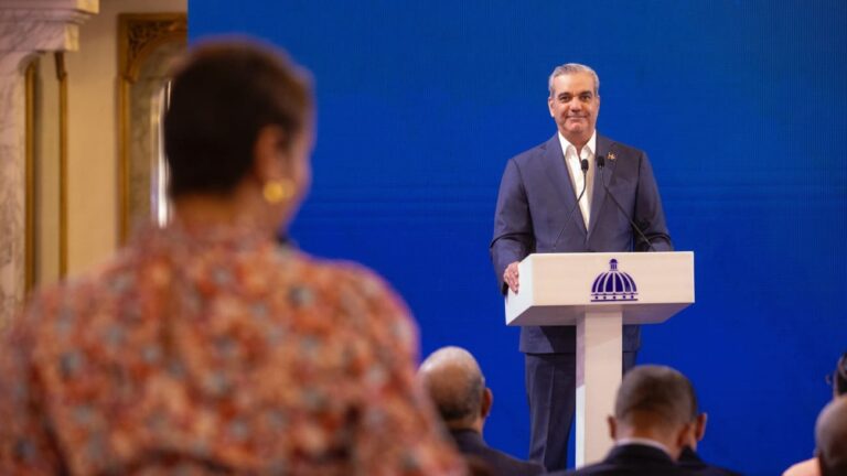 Presidente Abinader presenta en LA Semanal los reconocimientos, reuniones y acuerdos durante su viaje a Francia, Suiza y Brasil