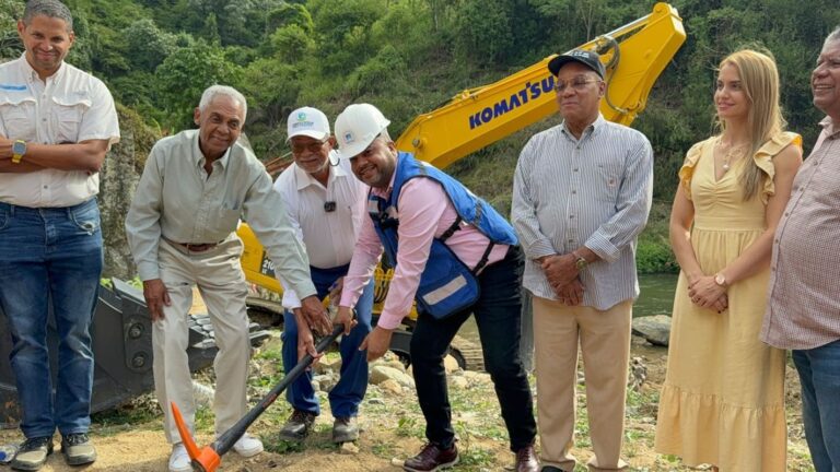 Inician construcción obra de toma Acueducto Jarabacoa para desarrollo local sostenido