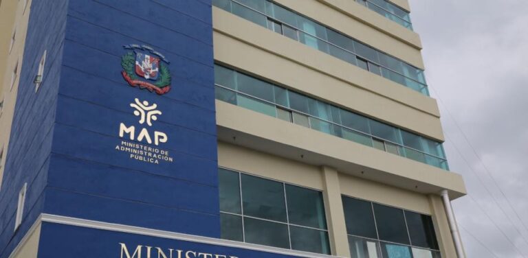 Nuevos horarios laborales en las oficinas públicas comenzarán a aplicarse en julio