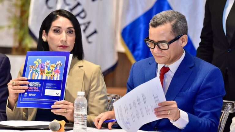 Firman acuerdo interinstitucional para fortalecer políticas municipales de lucha contra el trabajo infantil