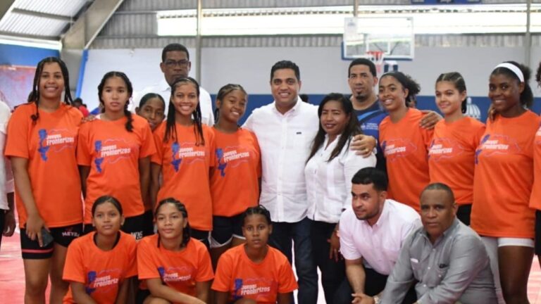 Ministro de Deportes da apertura a los Juegos Deportivos Fronterizos 2025