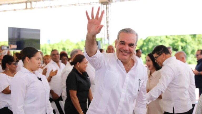 Presidente Abinader inaugurará nuevo recinto de la UASD, escuela y asfaltado de calles en Constanza