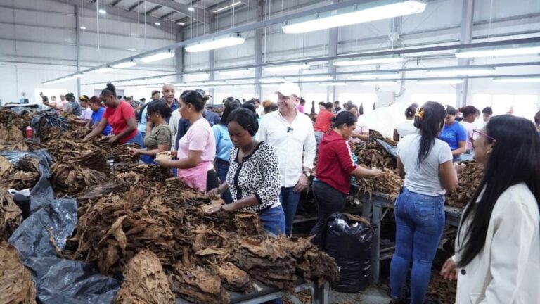 Proindustria presenta panorama favorable para nuevas inversiones industriales