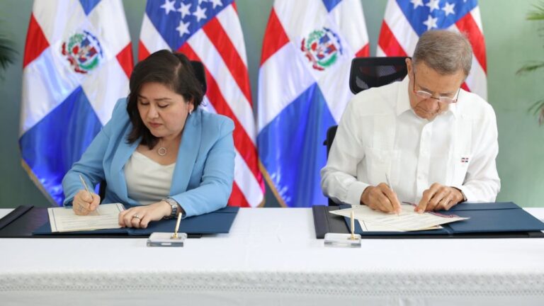 República Dominicana y Estados Unidos afianzan cooperación en materia de de lucha contra el tráfico ilícito, asistencia humanitaria y seguridad