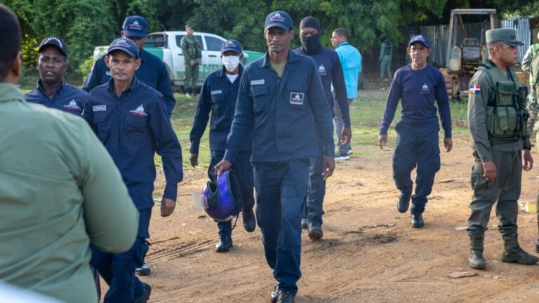 Medio Ambiente y SENPA realizan operativo de intervención próximo a los humedales del río Ozama