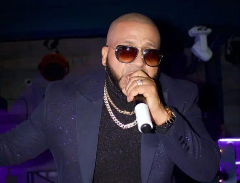 Roban más de RD$ 3 millones y prendas al bachatero “El Galán de la Bachata”