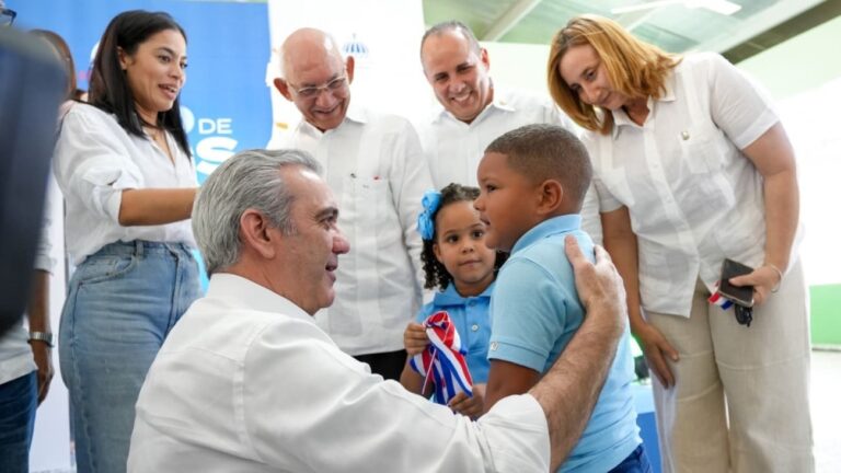 Presidente Abinader inaugurará obras deportivas y supervisará monorriel de Santiago este miércoles