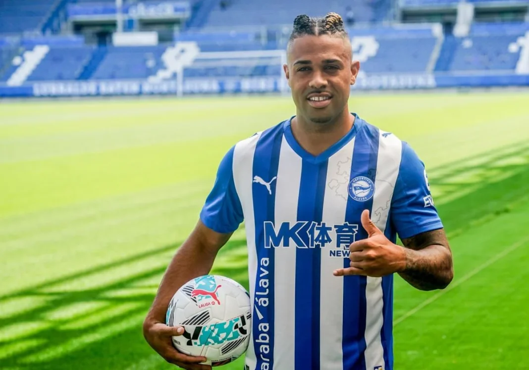 Hispano-dominicano Mariano Díaz busca reivindicarse en el Alavés Hispano-dominicano Mariano Díaz busca reivindicarse en el Alavés