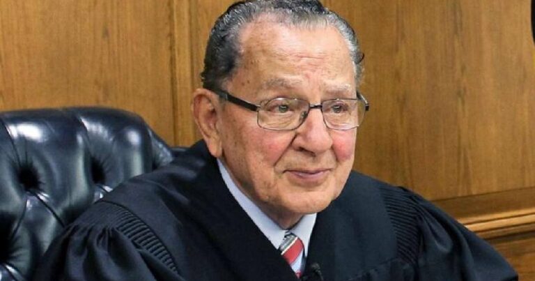 Muere a los 88 años Frank Caprio, el juez viral de Rhode Island