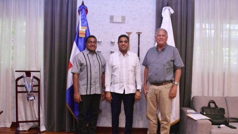 Gobierno y sociedad civil articulan plan para preservar y revitalizar el Centro Olímpico Juan Pablo Duarte