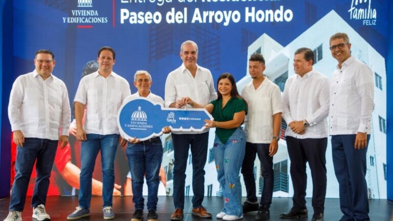 Presidente Abinader ha entregado más de 13,000 viviendas a familias necesitadas en cinco años; hoy entrega 46 más