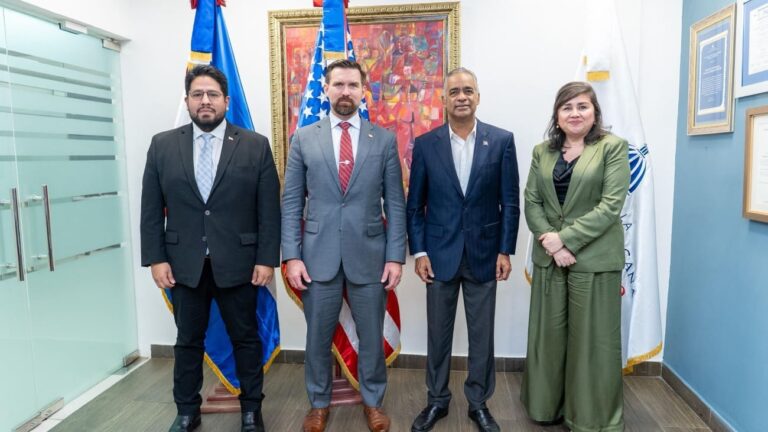 Gobierno de EE.UU. y RD dialogan sobre ejes estratégicos en seguridad y desarrollo energético