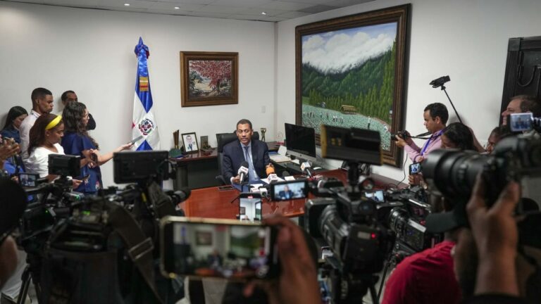 Indotel iniciará campaña sobre certeza de las informaciones en las redes sociales