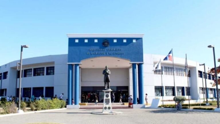 DGM despliega gestión de control migratorio y detiene 923 indocumentados y deporta 967