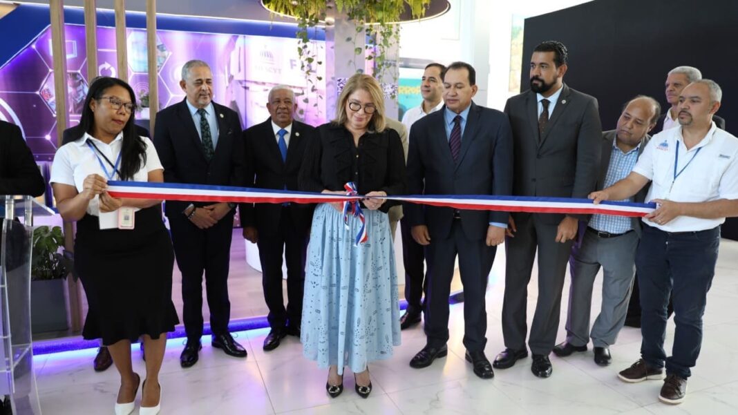 Mescyt inaugura pabellón en la Feria Internacional del Libro 2025 Mescyt inaugura pabellón en la Feria Internacional del Libro 2025