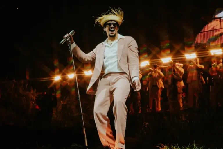 Bad Bunny será la estrella del show musical del Super Bowl
