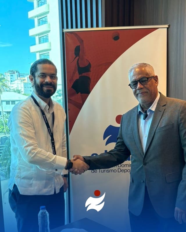 Adoturd y Oceanman Dominicana firman acuerdo para impulsar el turismo deportivo en el país